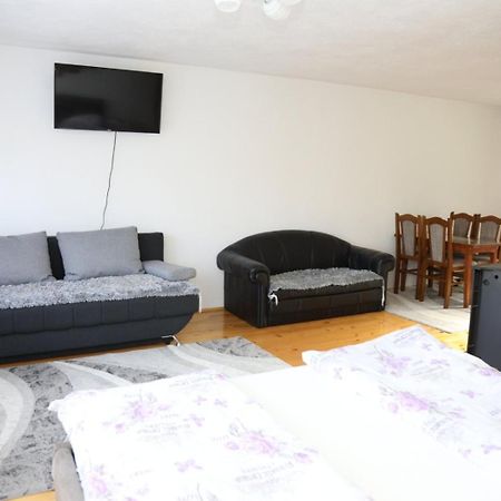 Apartment Stanic Sipovo Buitenkant foto